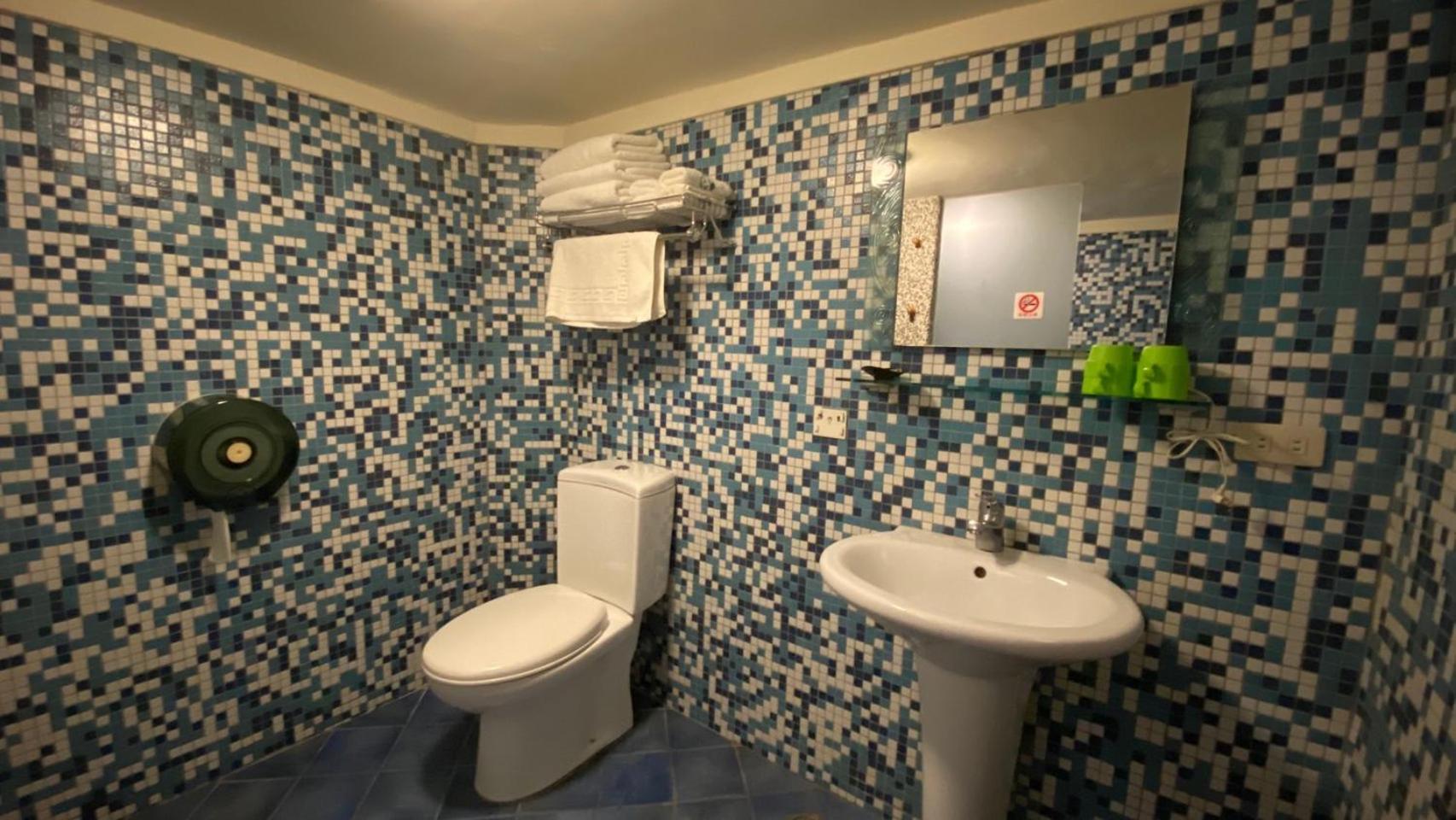 Sine Ya Hostel Heng-ch'un Eksteriør bilde
